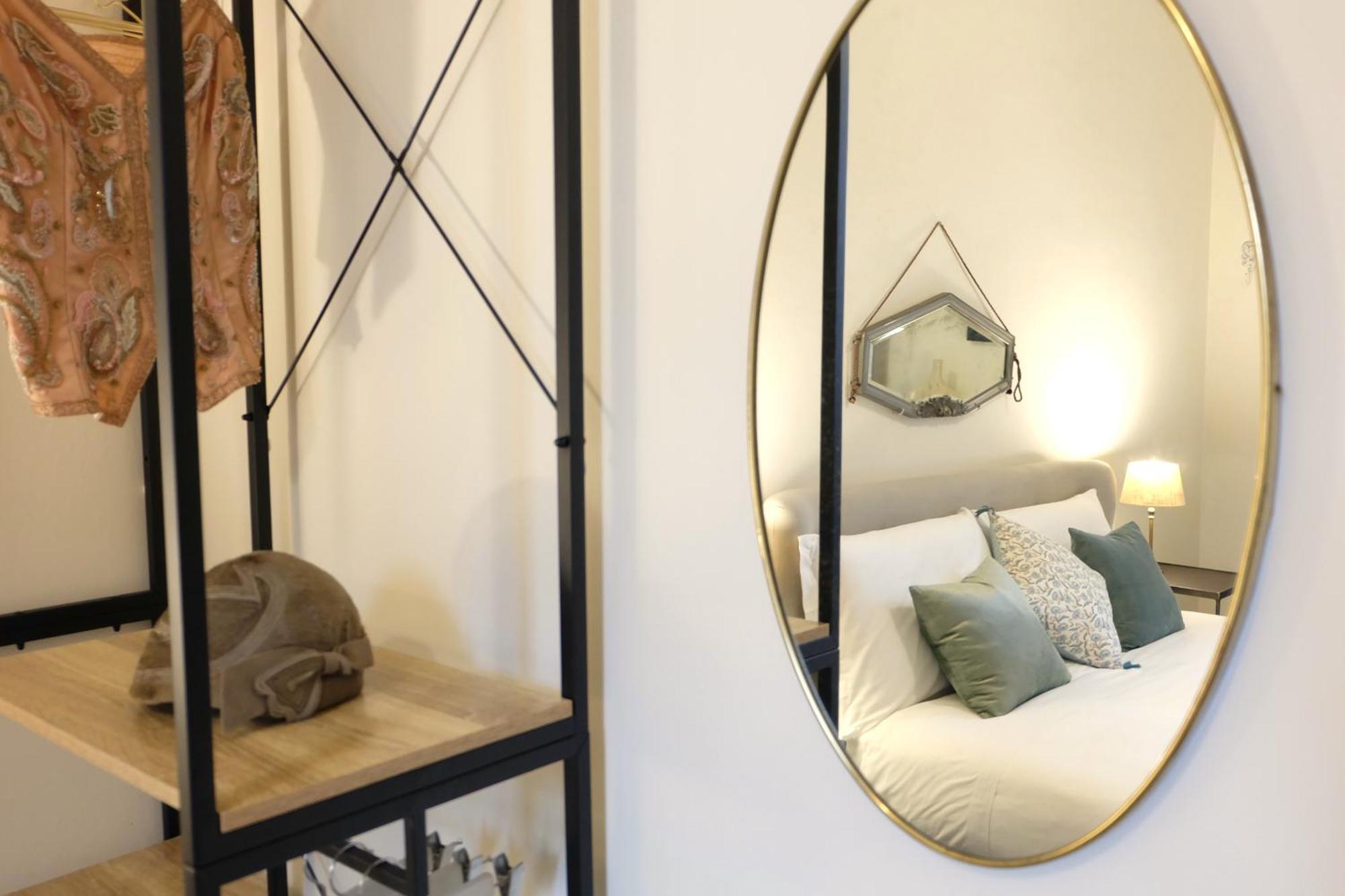 Le Flaneur - Vintage Suite Verona Exterior photo