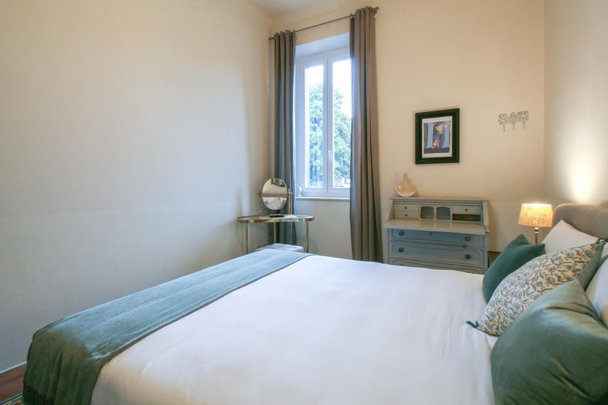 Le Flaneur - Vintage Suite Verona Exterior photo